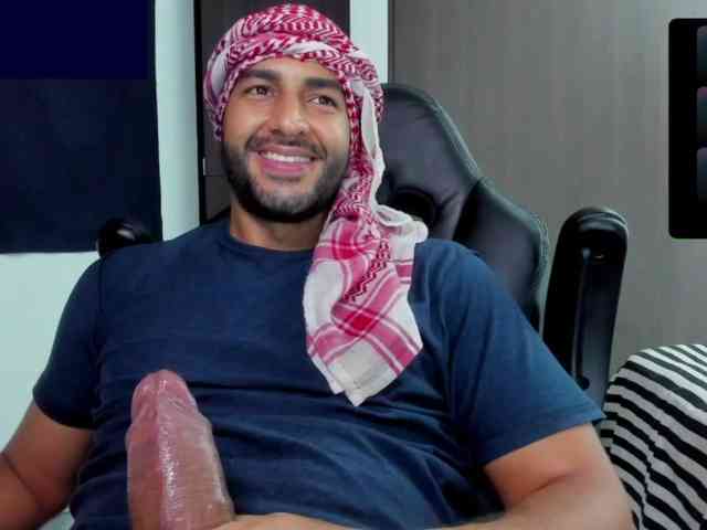 Handsoman11 Sex Cam Show