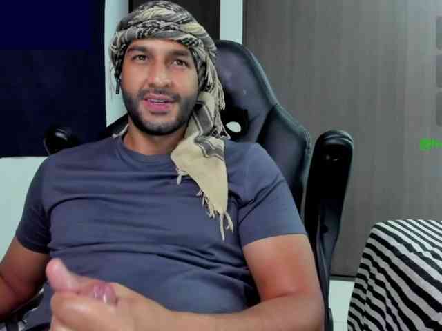 Handsoman11