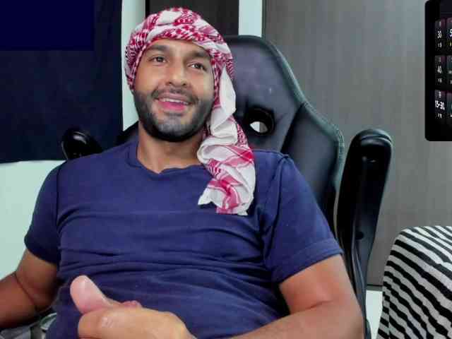 Handsoman11