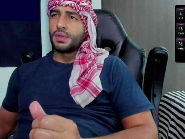 Handsoman11 Sex Cam Show