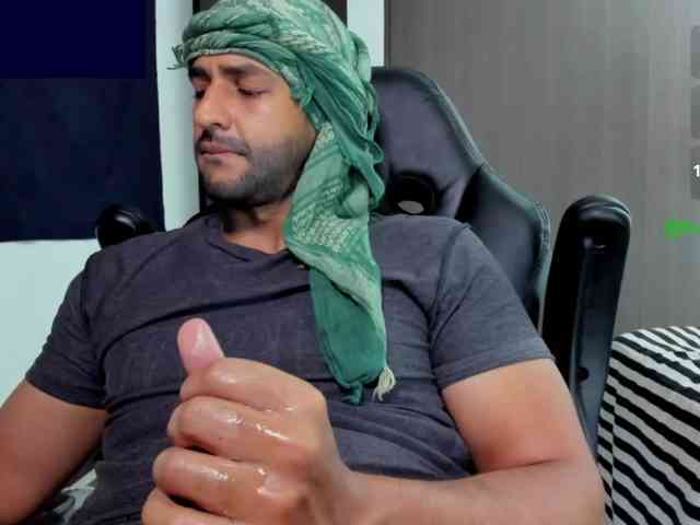 Handsoman11 Handsoman11