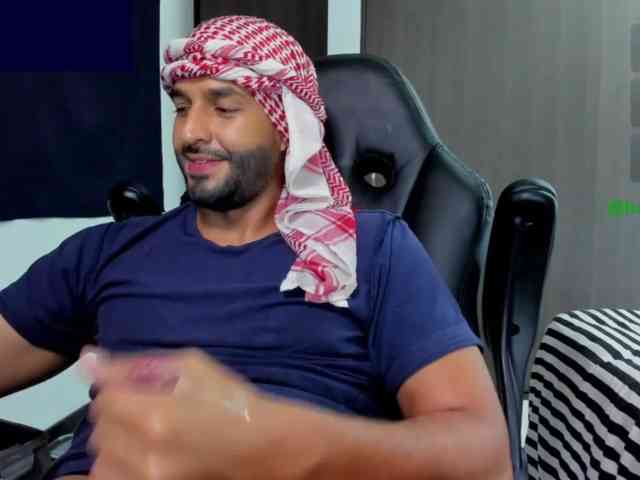 Handsoman11