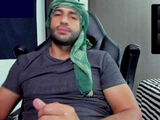 Handsoman11