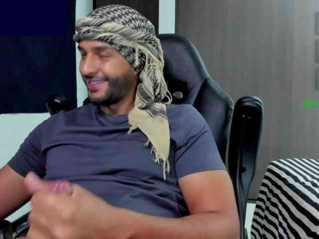 Handsoman11