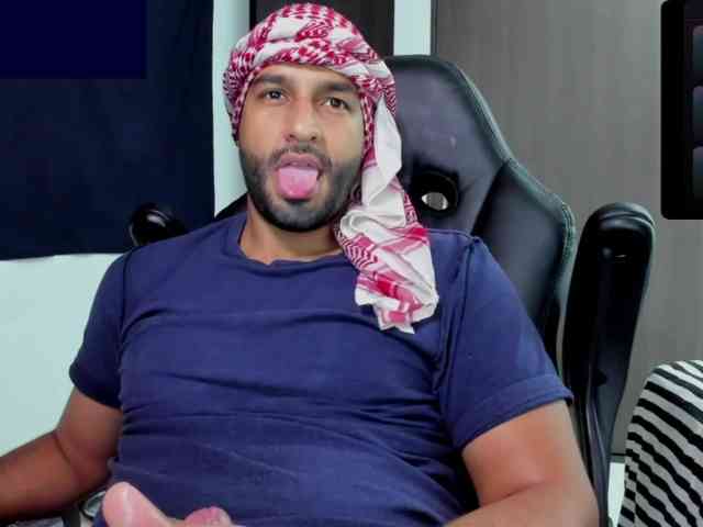 Handsoman11