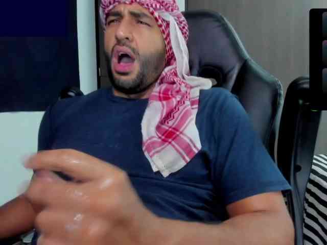 Handsoman11 Sex Cam Show