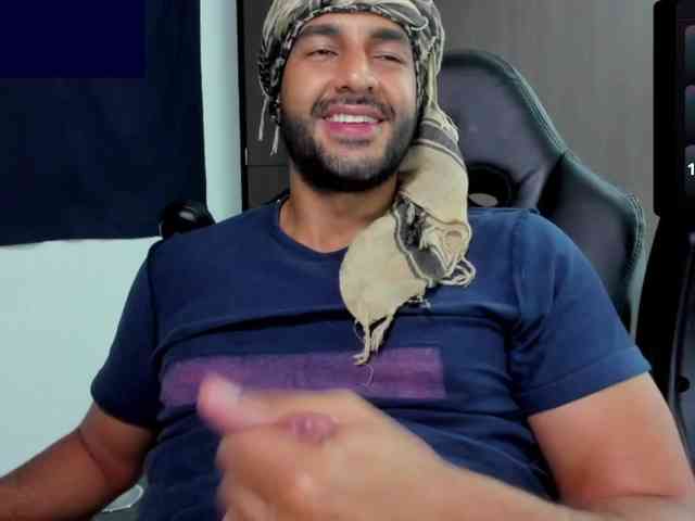 Handsoman11