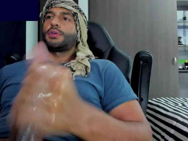 Handsoman11