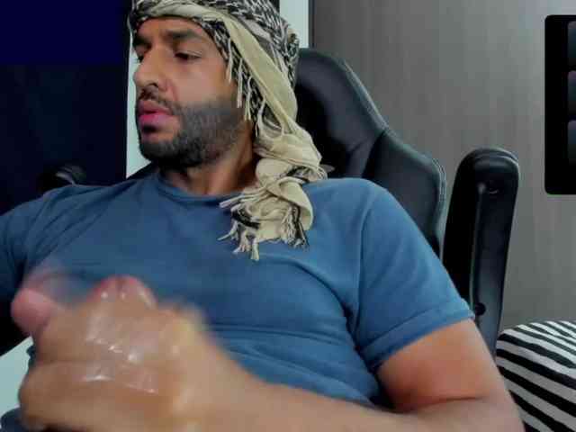 Handsoman11 Handsoman11