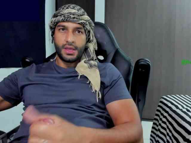 Handsoman11