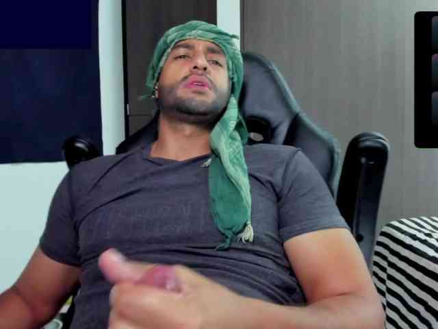 Handsoman11 Sex Cam Show