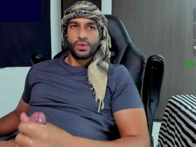 Handsoman11 Handsoman11