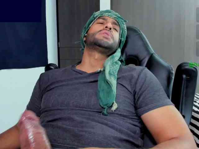 Handsoman11