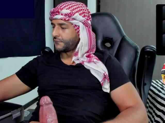 Handsoman11 Handsoman11
