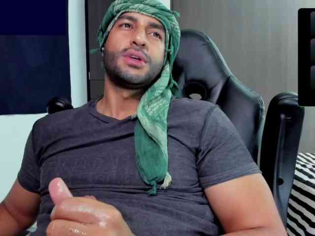 Handsoman11 Sex Cam Show