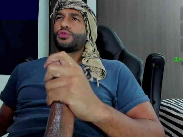 Handsoman11
