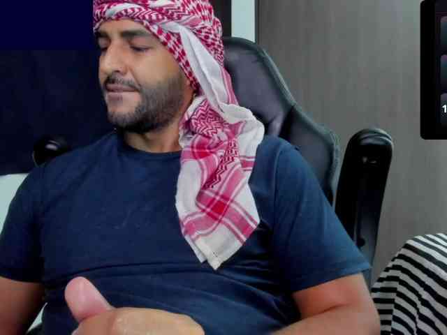 Handsoman11 Handsoman11