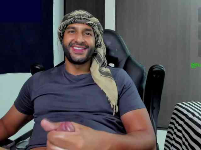 Handsoman11
