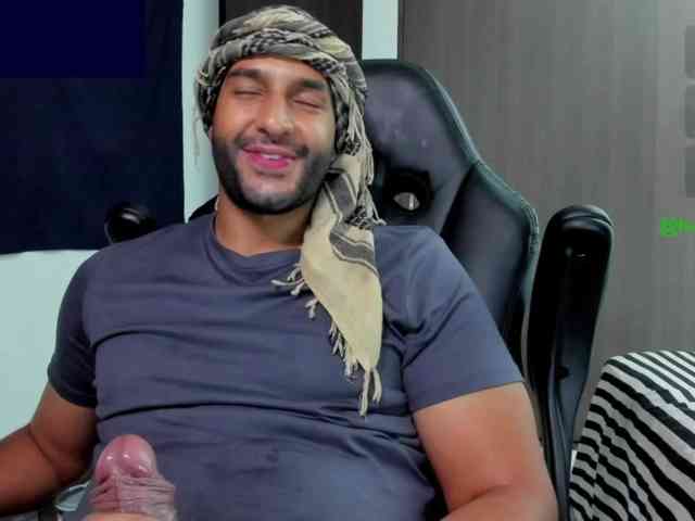 Handsoman11