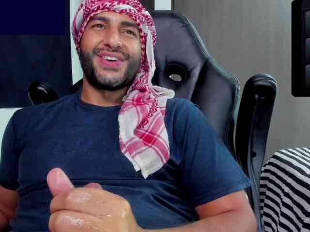 Handsoman11