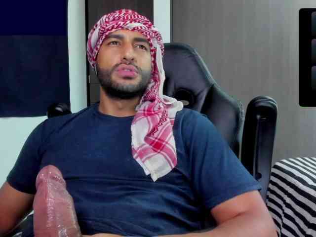 Handsoman11 Sex Cam Show