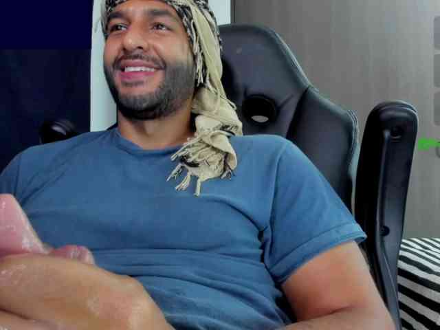 Handsoman11