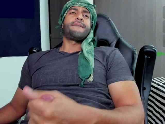 Handsoman11