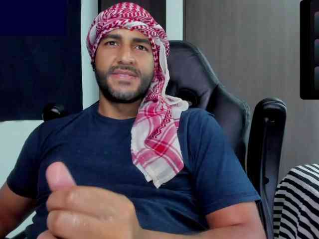 Handsoman11 Handsoman11