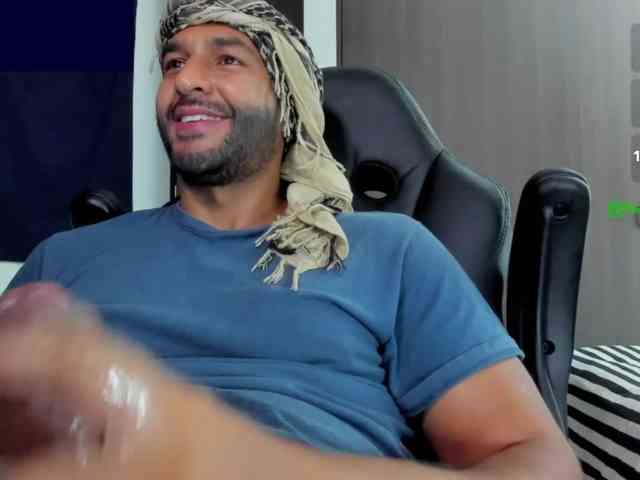Handsoman11
