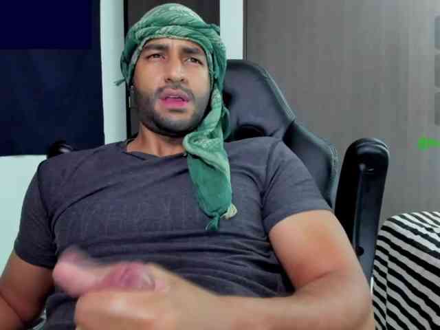 Handsoman11