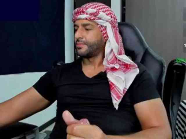 Handsoman11
