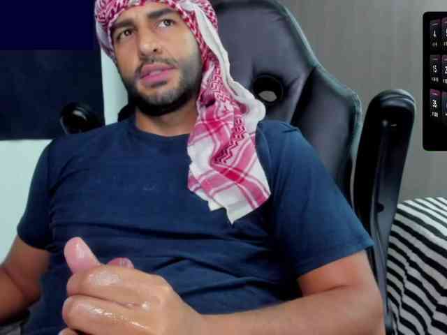 Handsoman11 Sex Cam Show