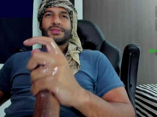 Handsoman11 Handsoman11