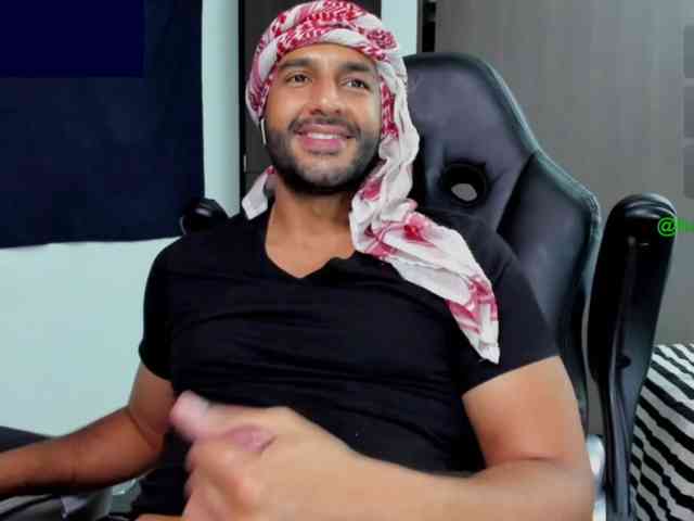 Handsoman11