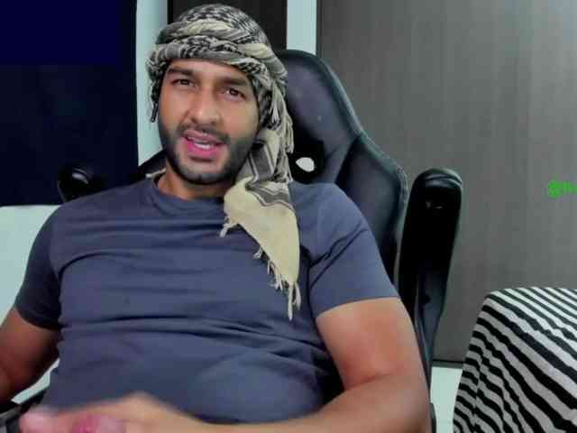 Handsoman11