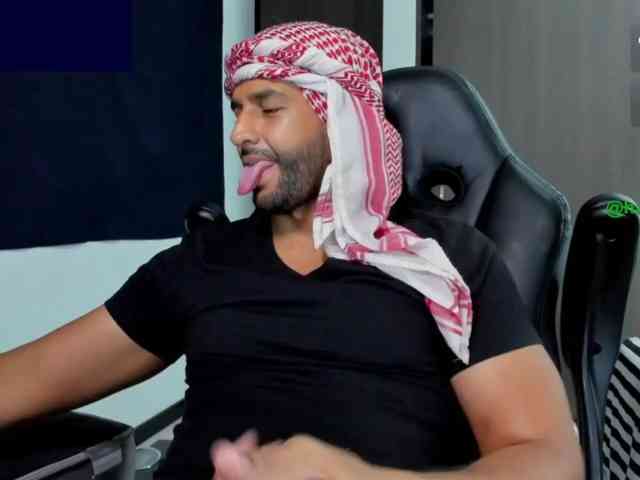 Handsoman11