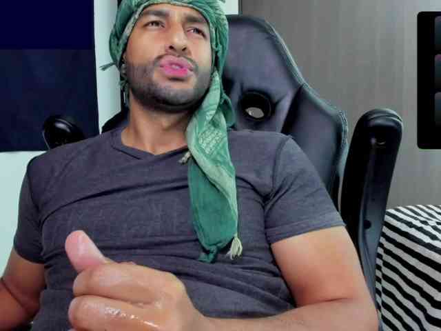 Handsoman11 Sex Cam Show