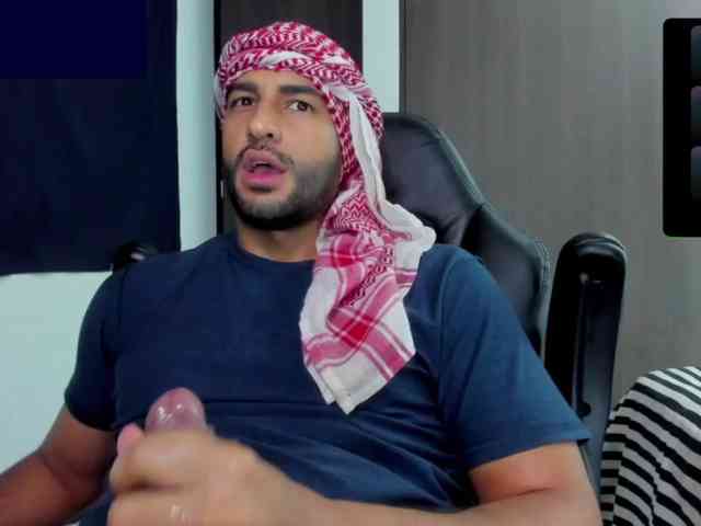 Handsoman11 Sex Cam Show