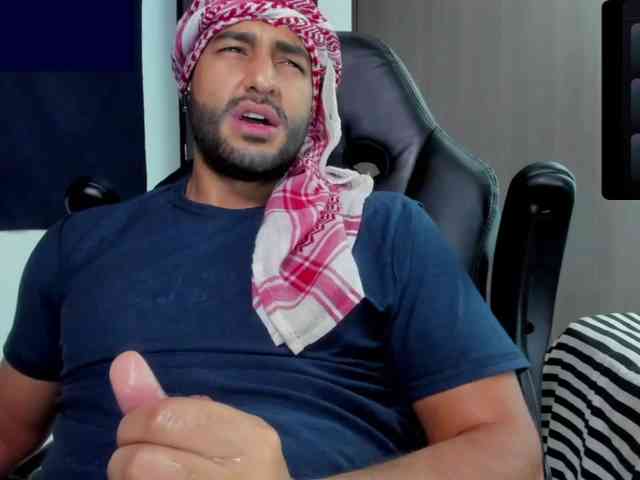Handsoman11 Handsoman11