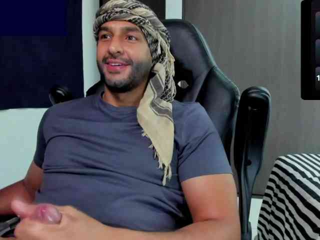 Handsoman11