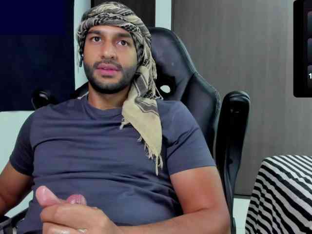 Handsoman11 Handsoman11