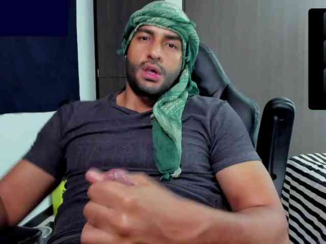 Handsoman11 Sex Cam Show