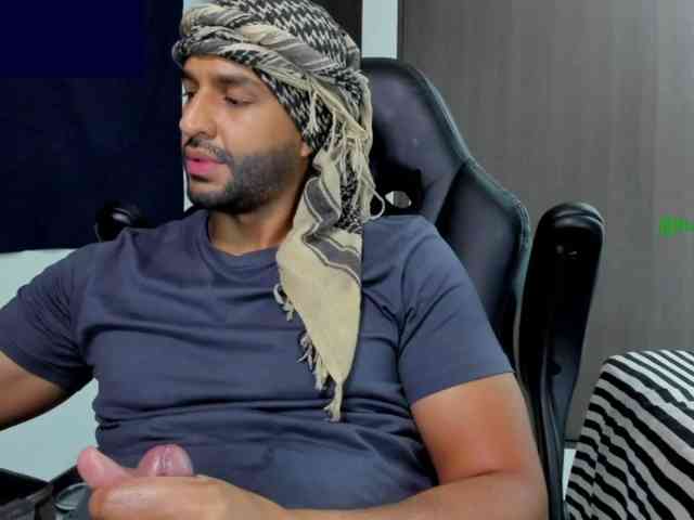 Handsoman11