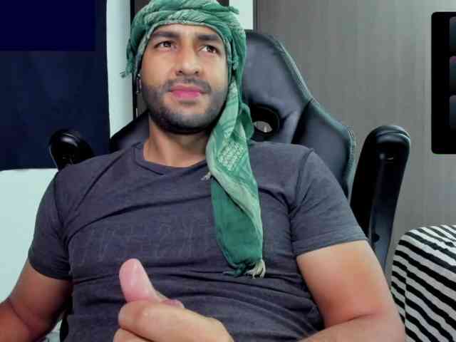Handsoman11 Sex Cam Show