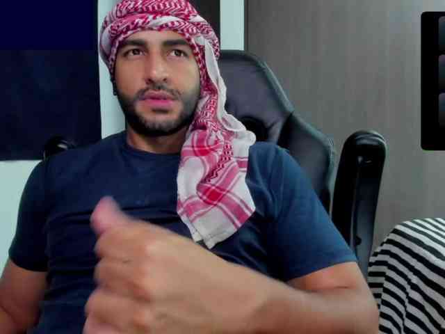 Handsoman11 Sex Cam Show