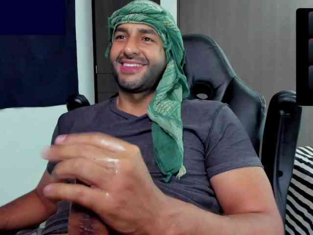 Handsoman11 Handsoman11