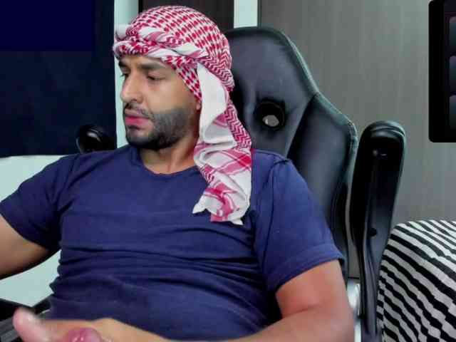 Handsoman11