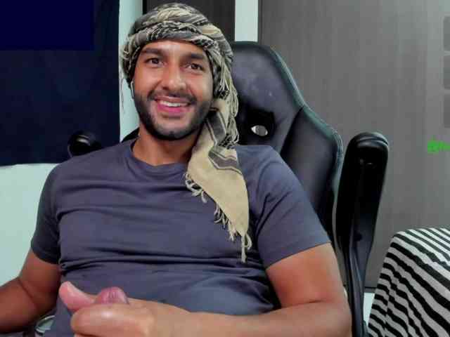 Handsoman11