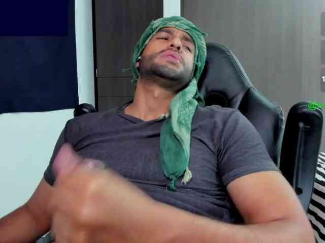 Handsoman11