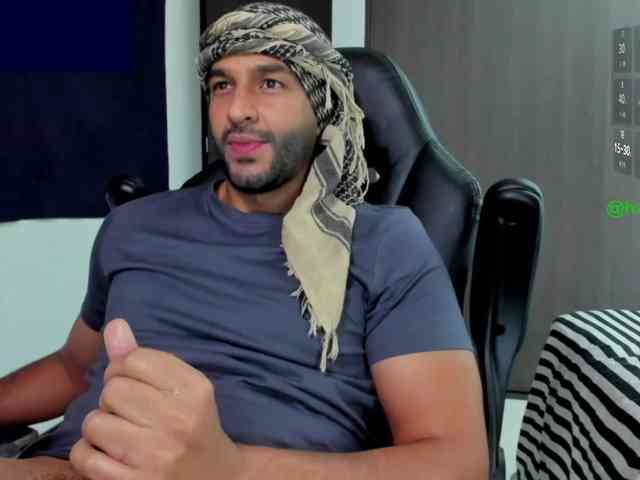 Handsoman11 Handsoman11